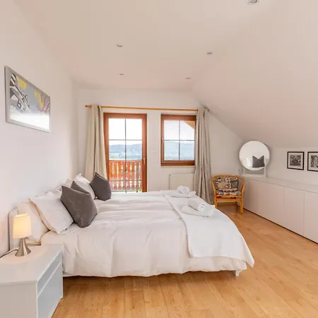 Luxury 10-bed With View Pool Playground