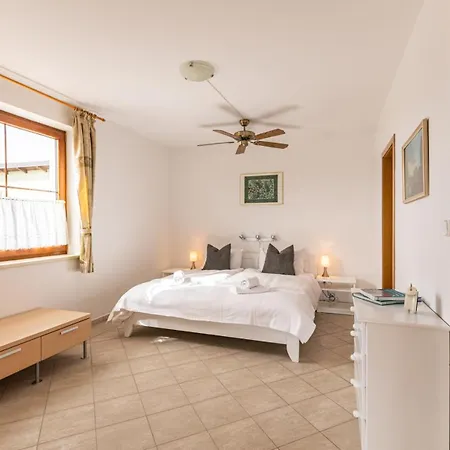 Luxury 10-bed With View Pool Playground Villa