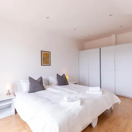 Villa Luxury 10-bed With View Pool Playground Horni Plana