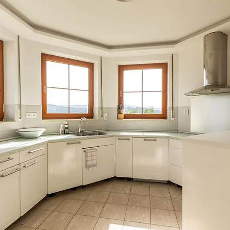 Villa Luxury 10-bed With View Pool Playground