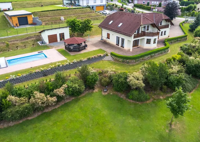 Villa- View Pool Bbq Playground&fire Pit *